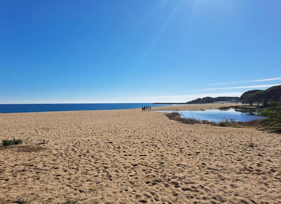 Apartamento A 50 Metros De La Playa. Кастел Пладжа де Аро Екстериор снимка
